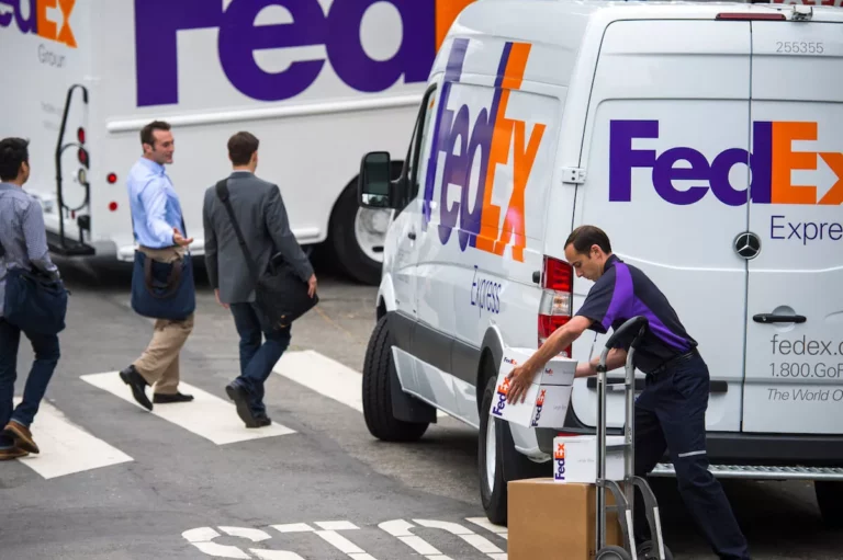 What Happens When FedEx Leaves a Door Tag?