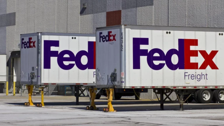 How Do I Set Up a Freight Shipment on FedEx?