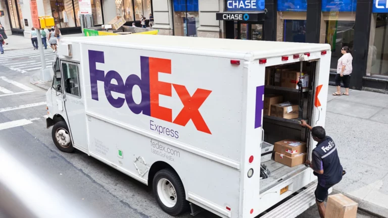 What Happens if FedEx Delivers to the Wrong Address?