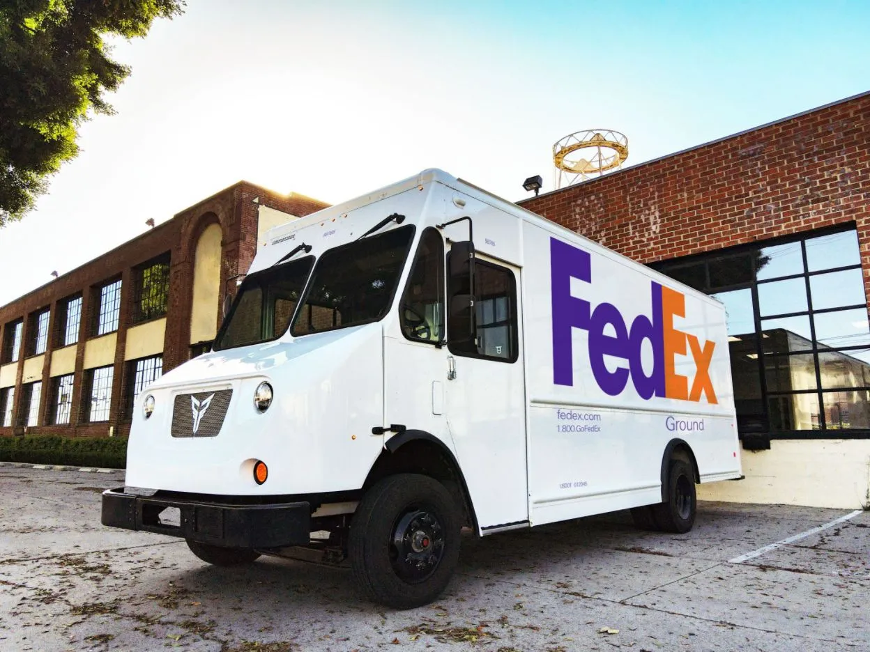 Do FedEx Workers Own Their Own Trucks?