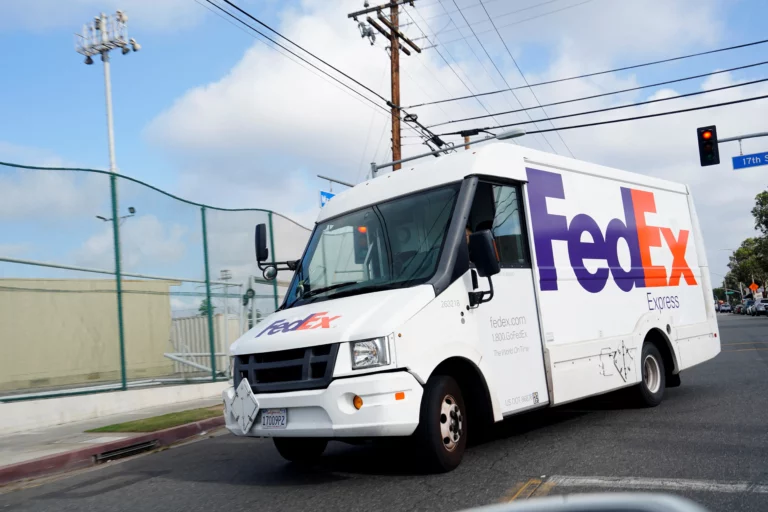 How Do You Make Money Owning a FedEx Route?