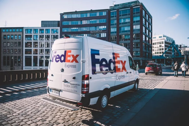 Does FedEx Delivery Manager Work Without a Tracking Number?
