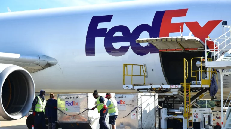 How Much Does FedEx International Priority Cost?
