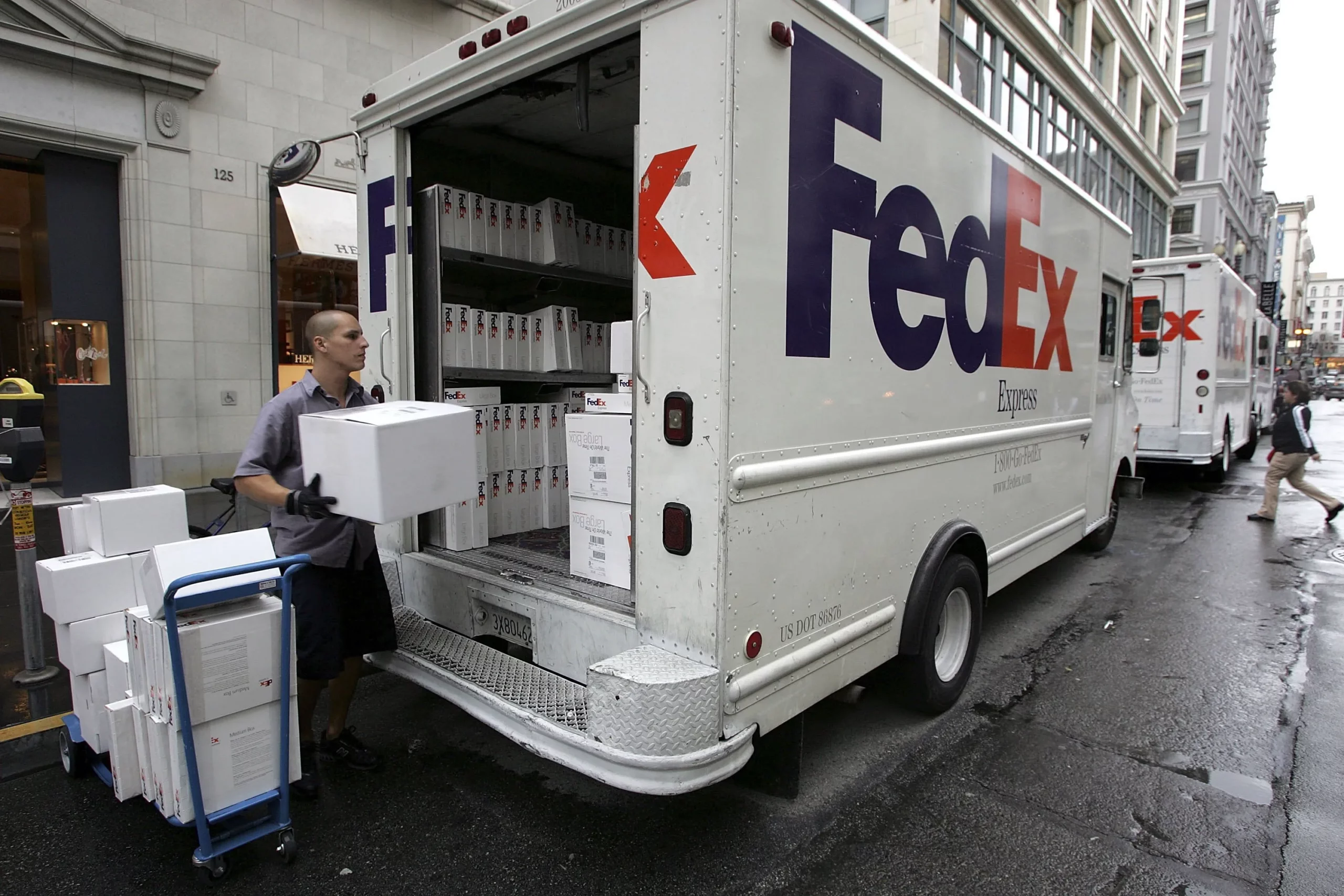Can I Ship Electronics via FedEx?