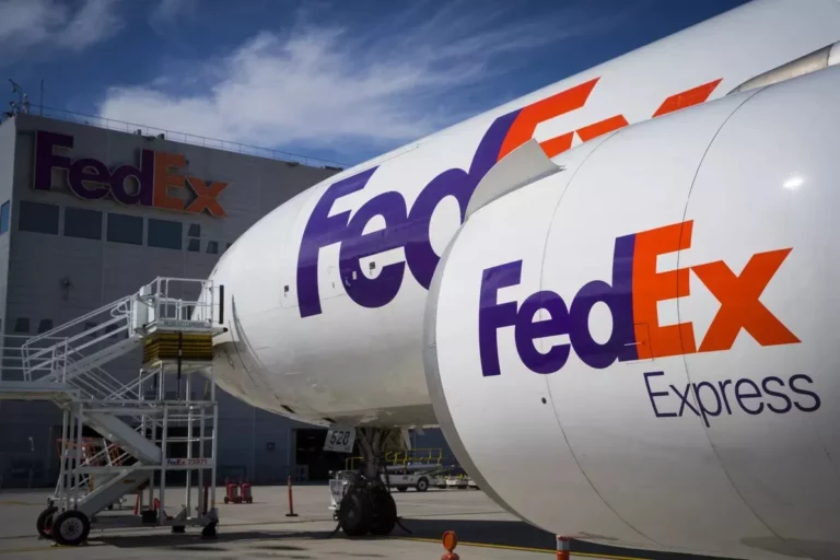 How Do I Use FedEx Express?