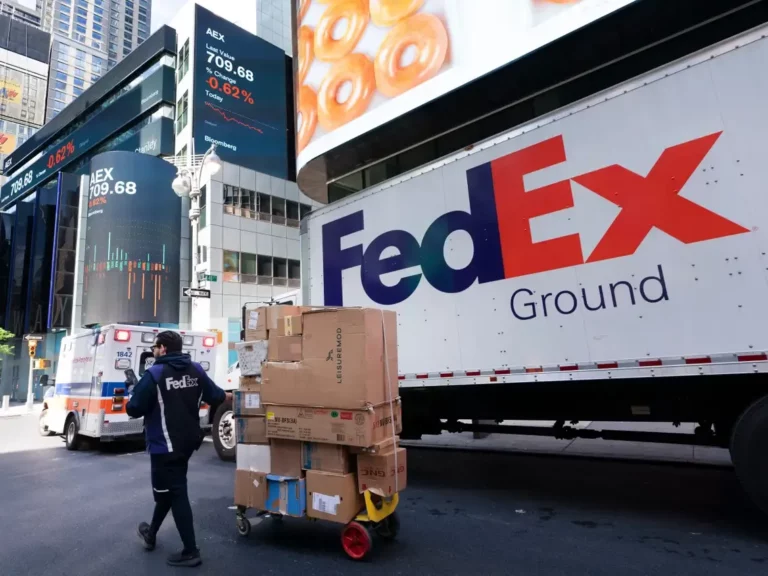 How Long Does FedEx Ground Take?